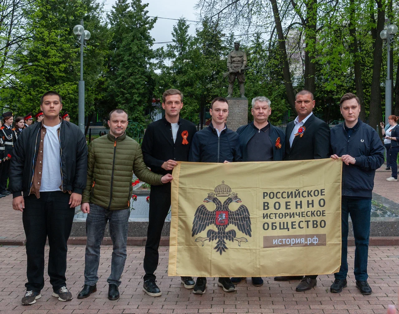 Возложение в честь Дня Победы