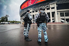 Сотрудники Росгвардии обеспечили правопорядок на футбольном матче в Москве